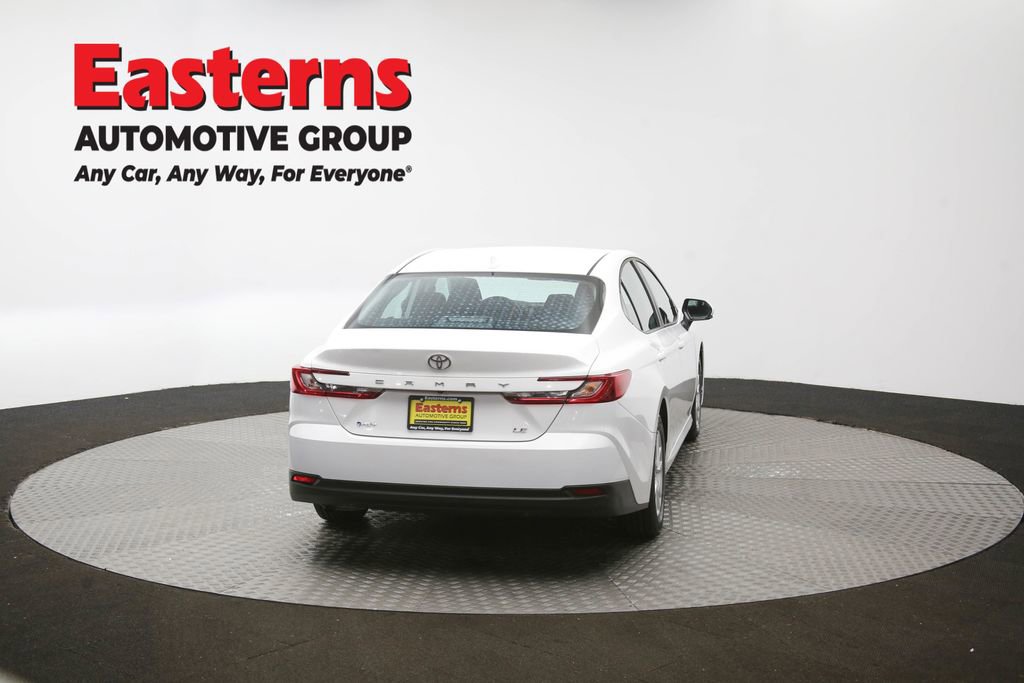 Used 2025 Toyota Camry LE image 39