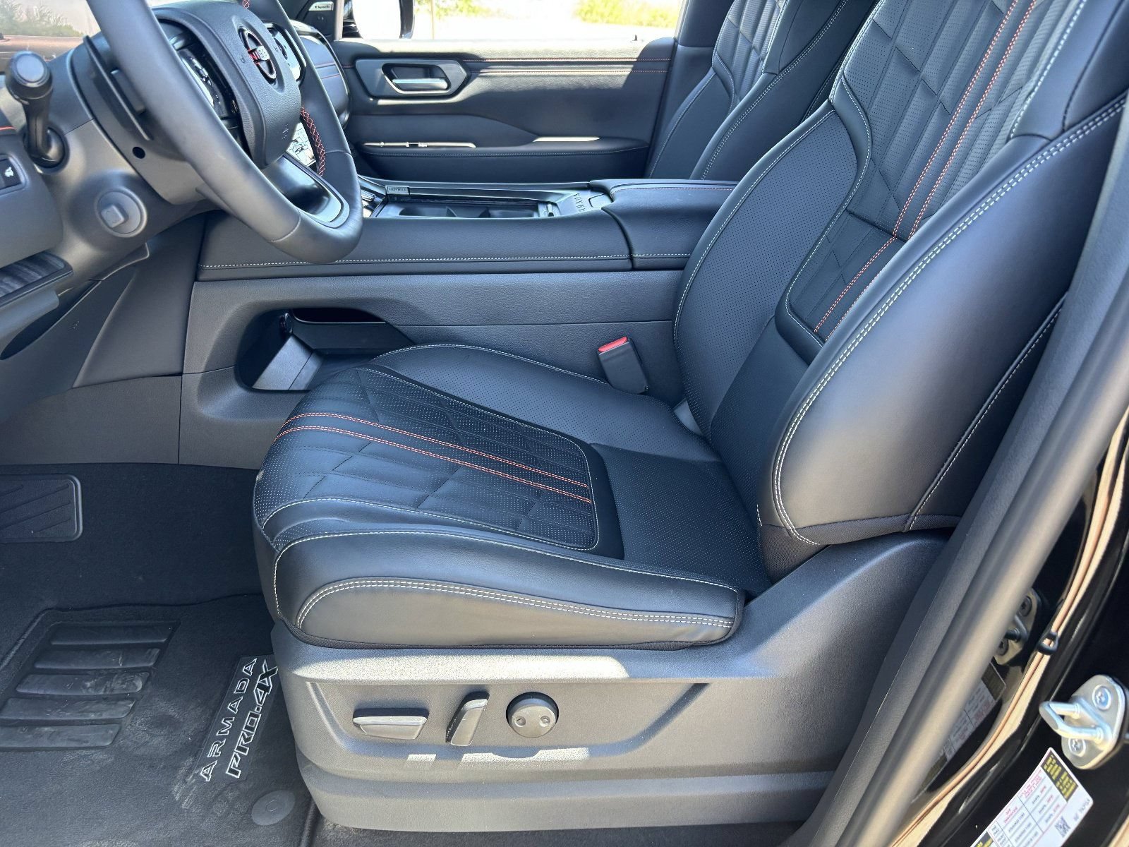 New 2026 Nissan Armada PRO-4X w/ Captain's Chari Seat Package AWD/4WD image 21