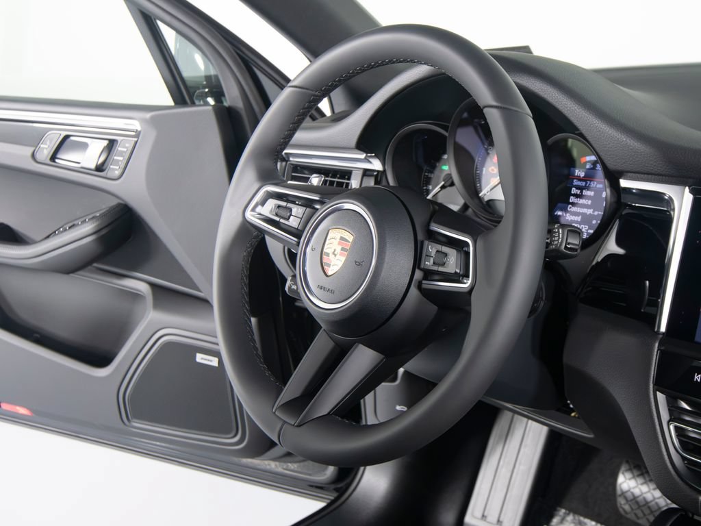 New 2026 Porsche Macan S AWD/4WD image 36