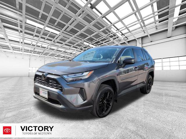 Used 2023 Toyota RAV4 LE FWD image 9