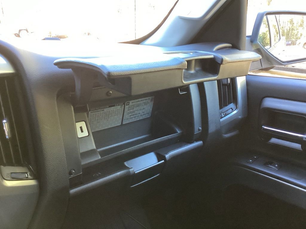 Used 2017 Chevrolet Silverado 1500 LT w/ LT Convenience Package image 58