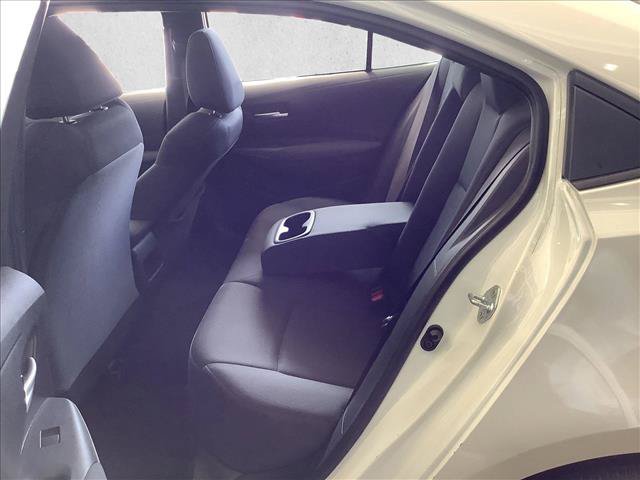 Used 2021 Toyota Corolla LE FWD image 17
