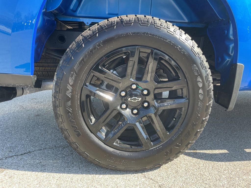 New 2026 Chevrolet Silverado 1500 Custom w/ Turbomax Blackout Package image 49