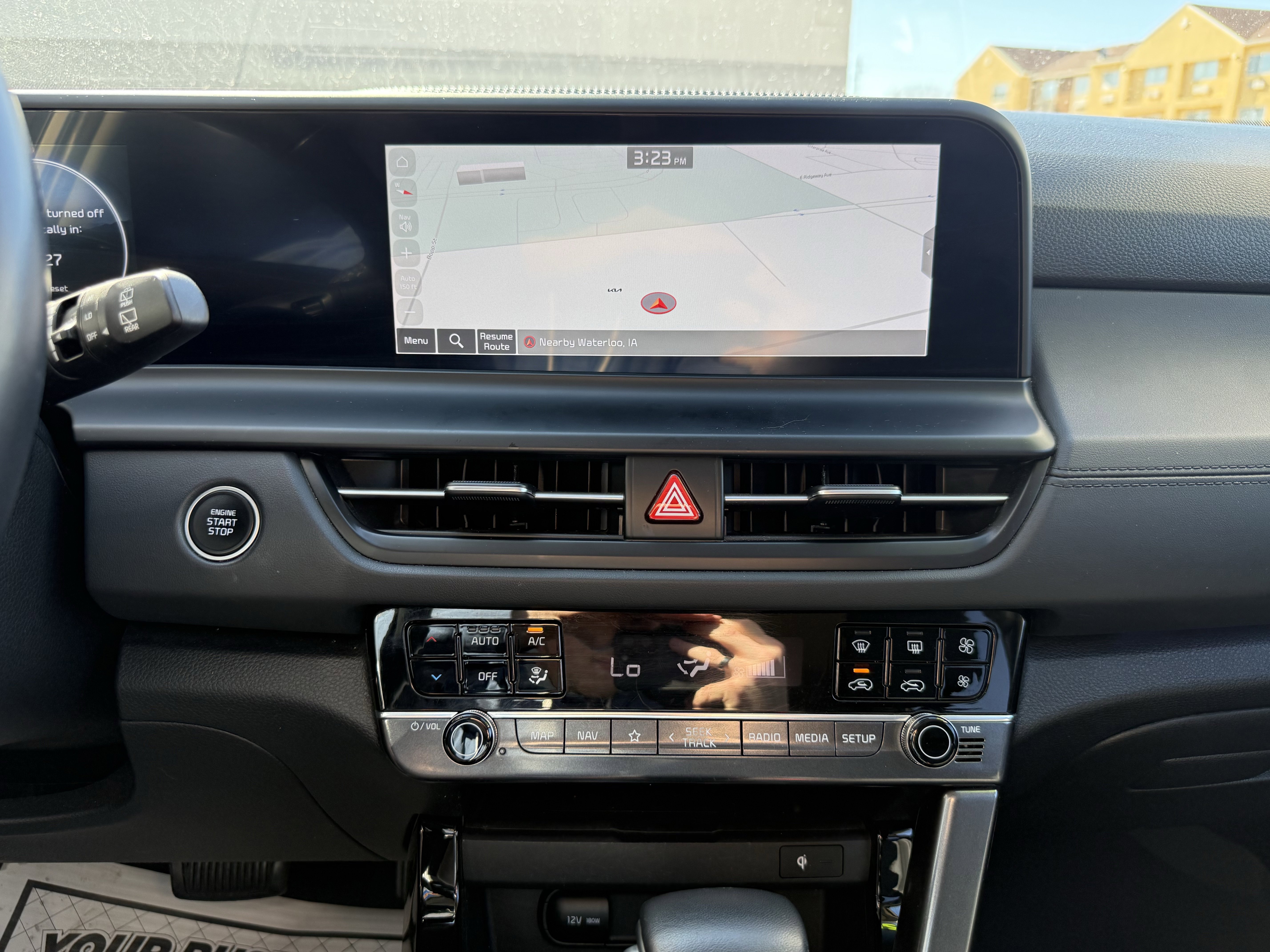 Used 2024 Kia Seltos EX image 17