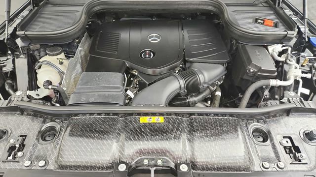 Used 2025 Mercedes-Benz GLE 350 4MATIC image 16