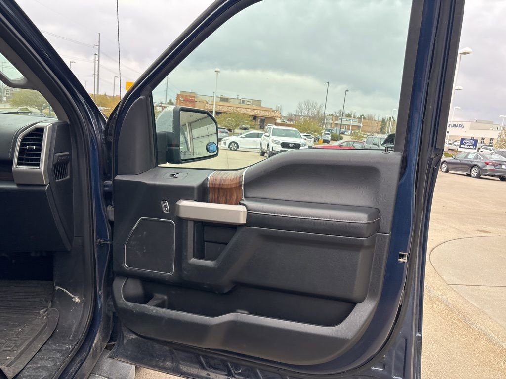 Used 2020 Ford F150 Lariat AWD/4WD image 17