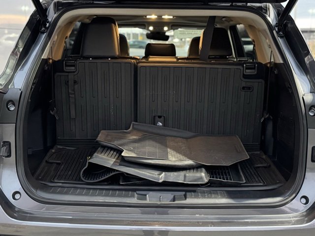 Certified 2022 Toyota Highlander XLE image 43