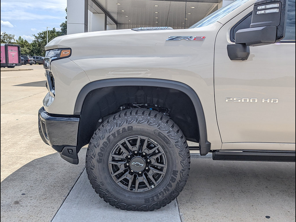 New 2026 Chevrolet Silverado 2500 ZR2 AWD/4WD image 10