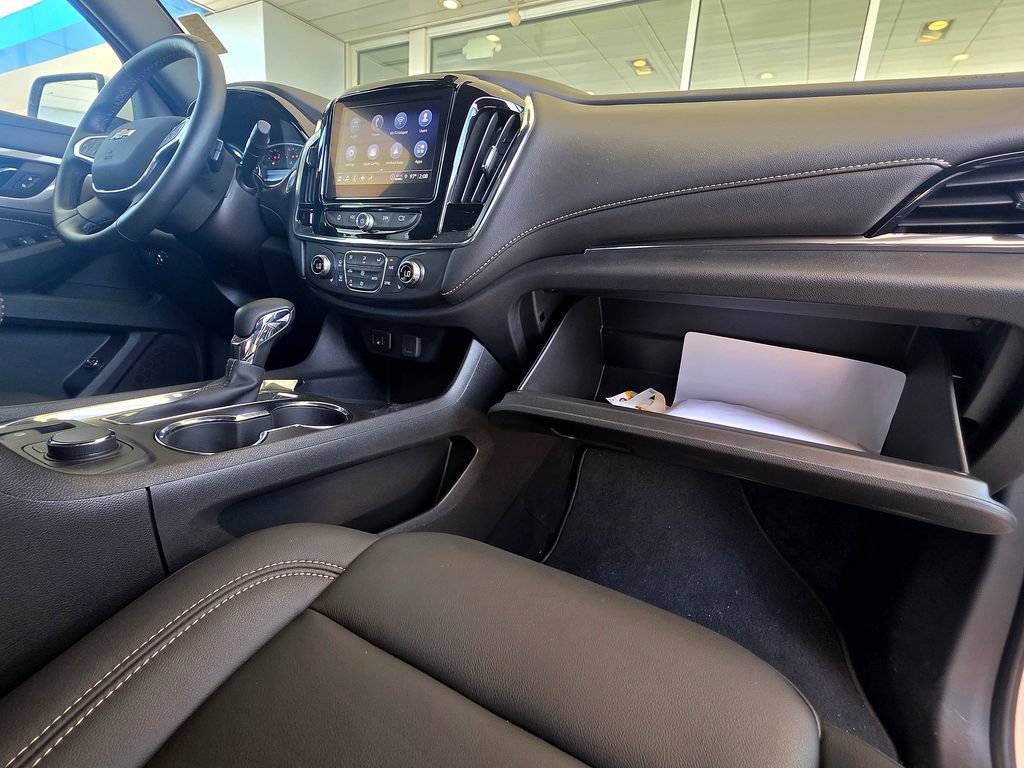 Used 2023 Chevrolet Traverse LT FWD image 70