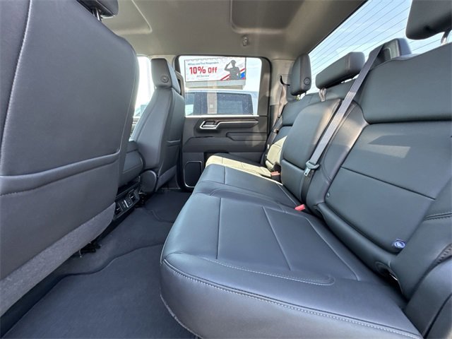 New 2026 GMC Sierra 2500 SLT image 9