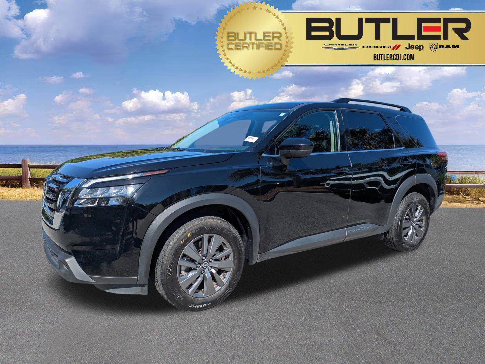 Used 2025 Nissan Pathfinder SV AWD/4WD image 1