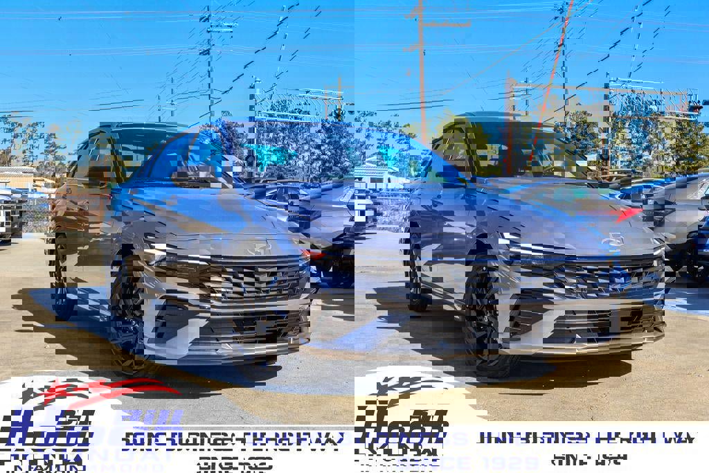 New 2026 Hyundai Elantra SEL Sport Premium
