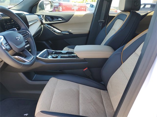 Used 2026 Chevrolet Equinox ACTIV image 13