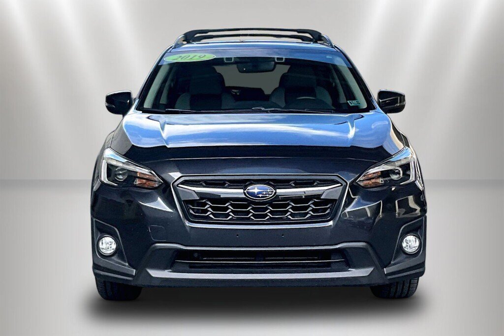Used 2019 Subaru Crosstrek 2.0i Limited w/ Moonroof Package w/Navigation AWD/4WD image 2