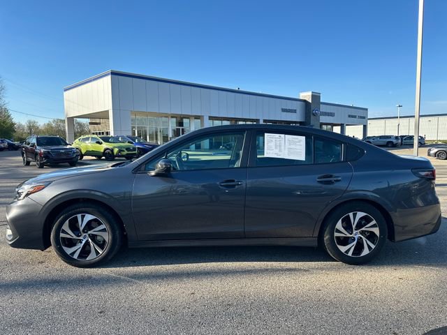 Used 2025 Subaru Legacy Premium image 4