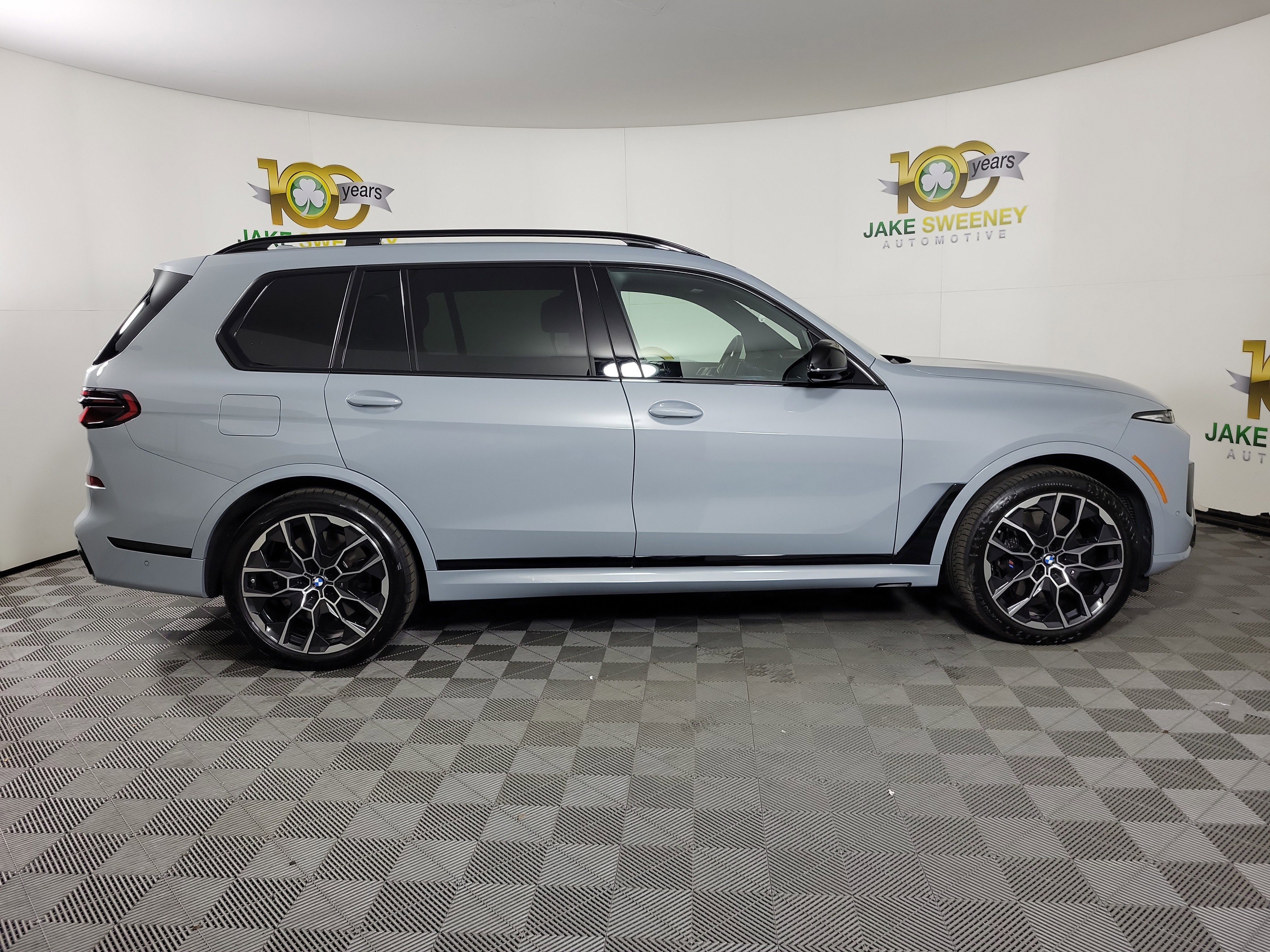 Certified 2026 BMW X7 M60i image 8