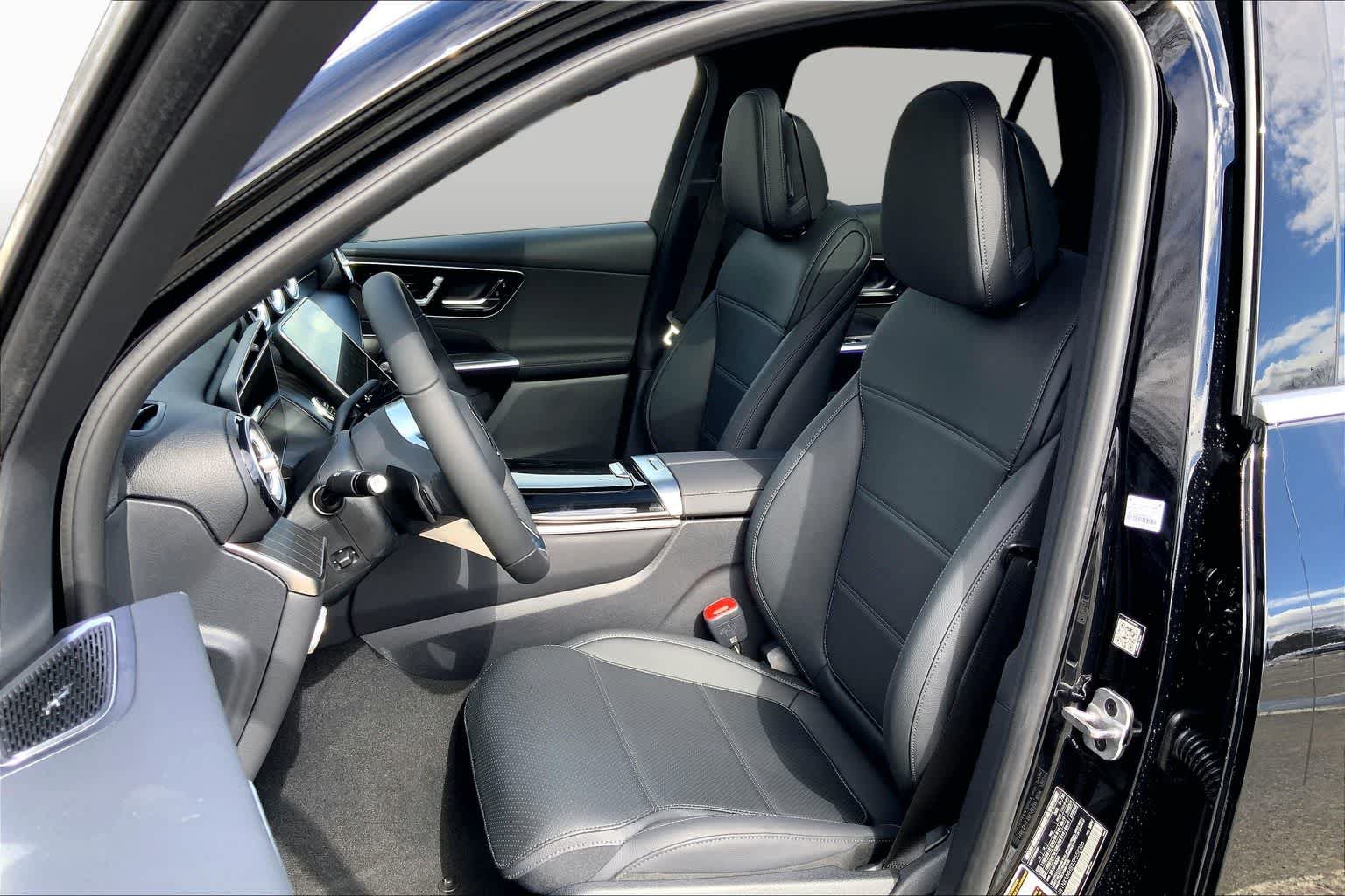 Certified 2026 Mercedes-Benz GLC 300 4MATIC image 12