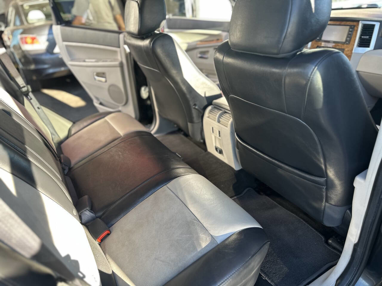 Used 2009 Jeep Grand Cherokee Limited image 17
