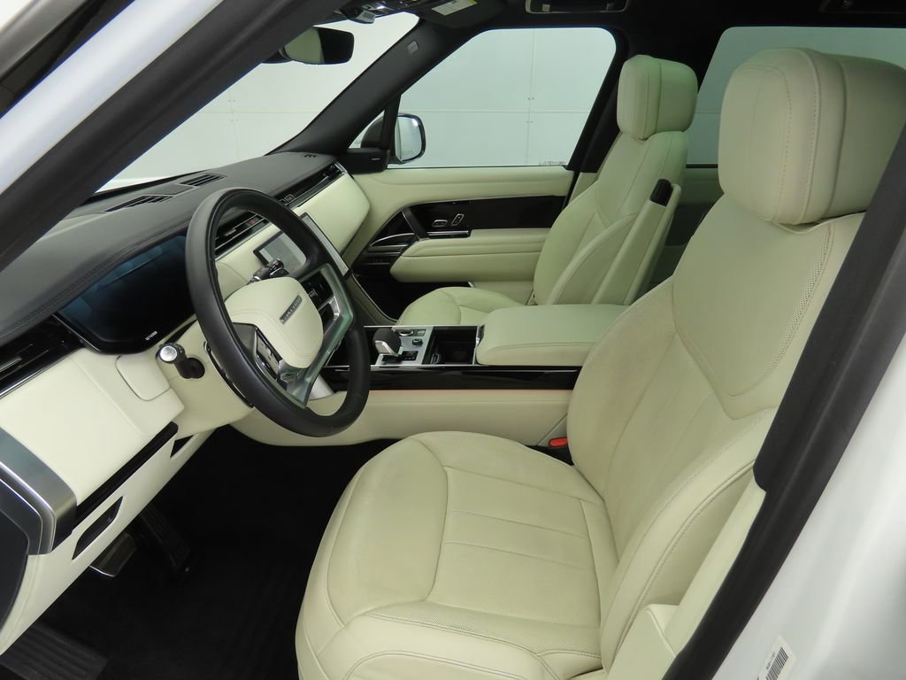 Certified 2023 Land Rover Range Rover Long Wheelbase SE image 18