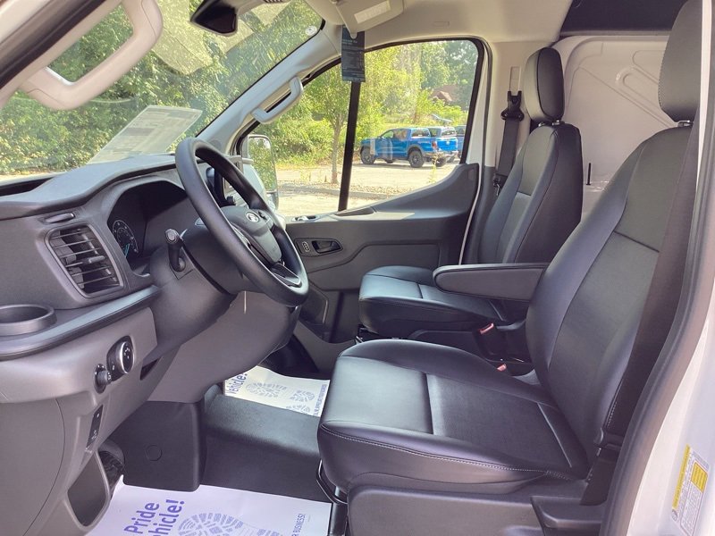 New 2025 Ford Transit 250 Low Roof image 21