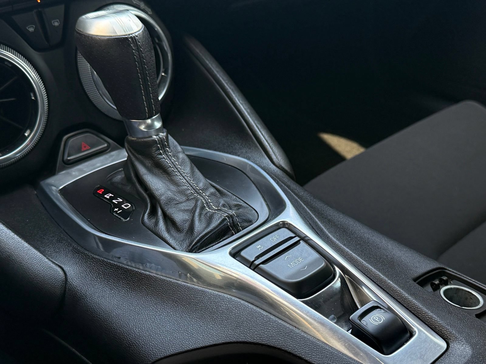 Used 2016 Chevrolet Camaro SS RWD image 26