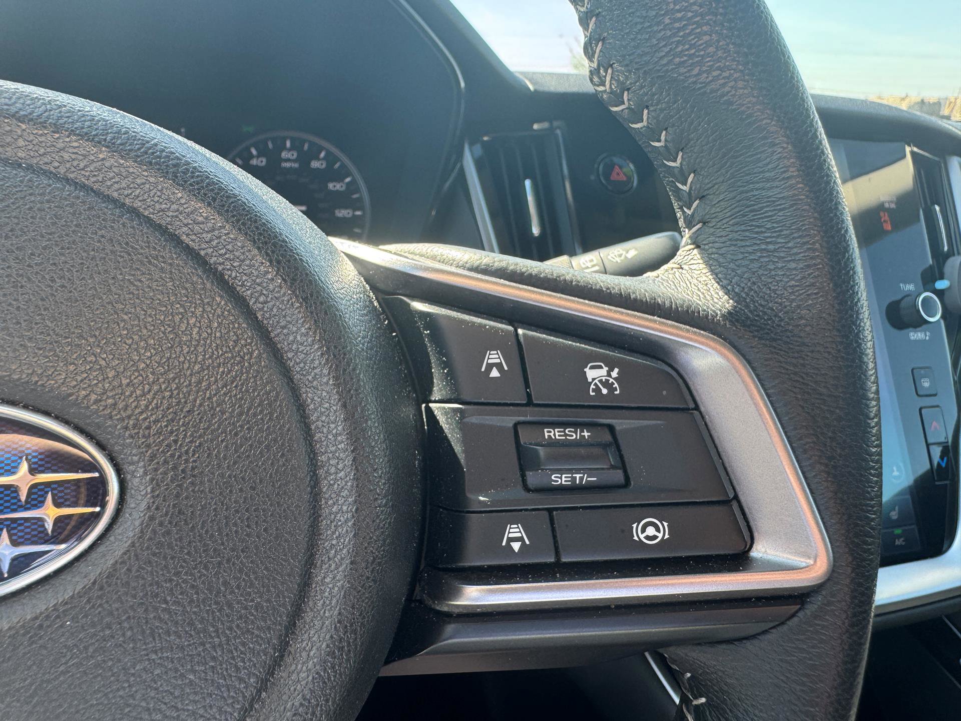 Used 2025 Subaru Outback Premium image 7