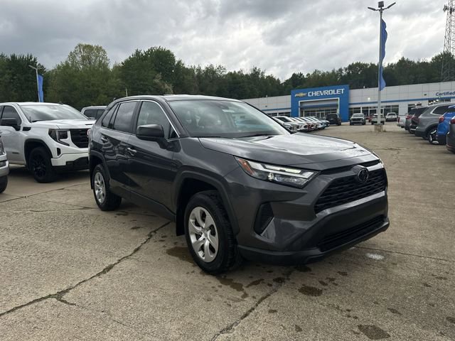 Used 2023 Toyota RAV4 LE AWD/4WD image 12