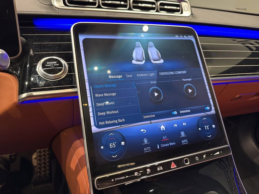 Used 2024 Mercedes-Benz S 580e 4MATIC Sedan image 22