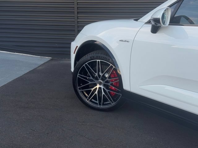 New 2025 Porsche Macan Turbo Electric AWD/4WD image 12