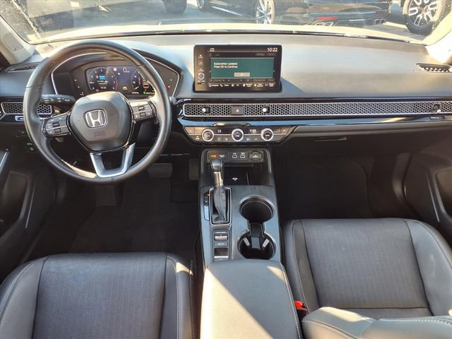 Used 2023 Honda Civic Touring image 3