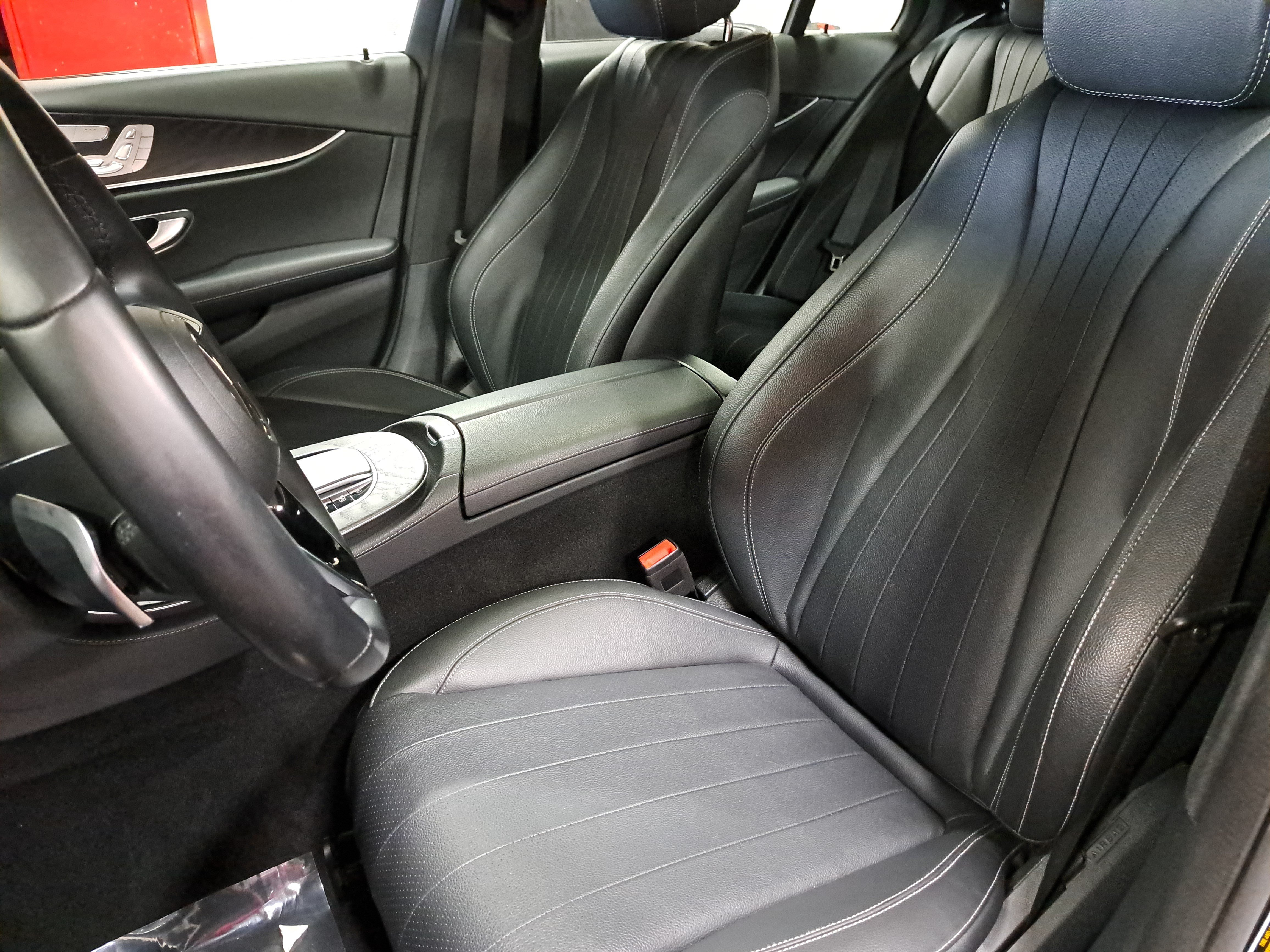 Used 2021 Mercedes-Benz E 350 4MATIC Sedan image 16