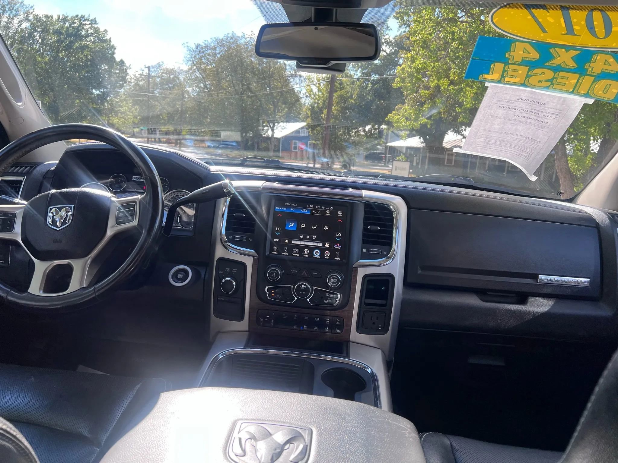 Used 2017 RAM 2500 Laramie w/ Convenience Group image 13