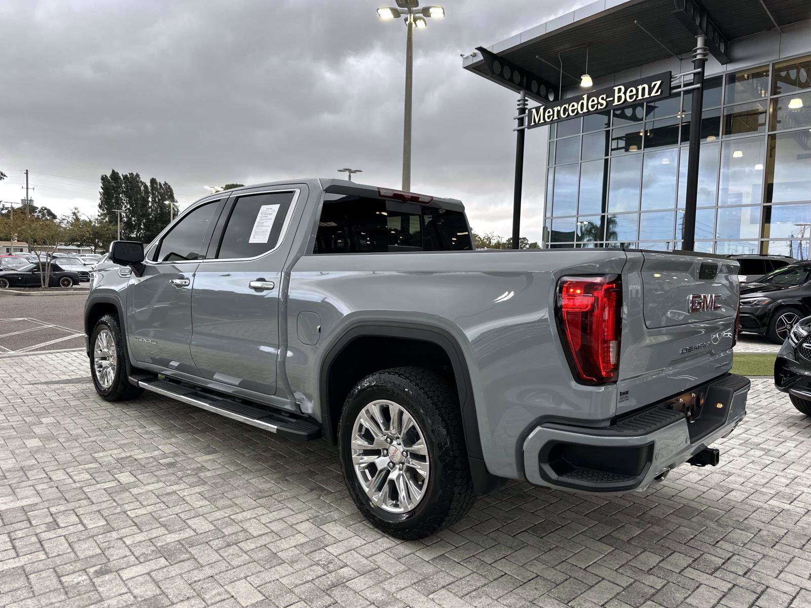 Used 2025 GMC Sierra 1500 Denali image 5