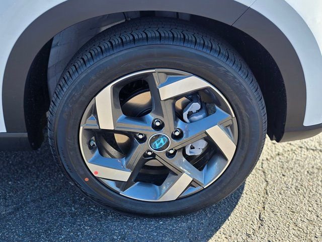 New 2026 Hyundai Venue SEL FWD image 8