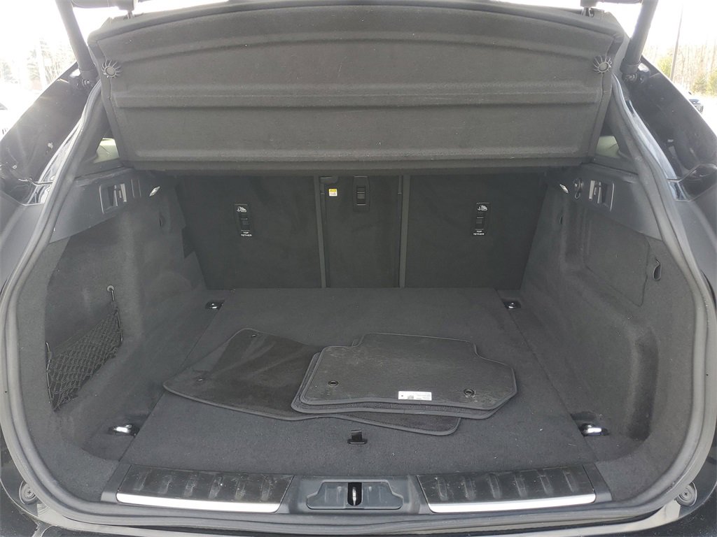 Used 2021 Jaguar F-PACE S image 7