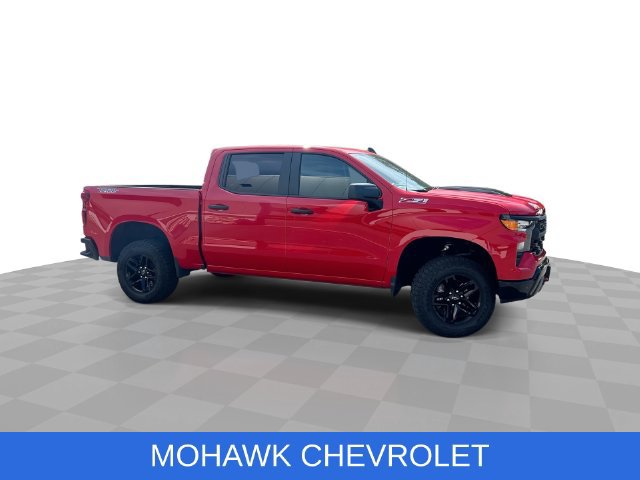 Used 2026 Chevrolet Silverado 1500 Custom Trail Boss AWD/4WD image 2