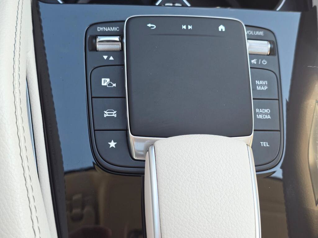 Used 2024 Mercedes-Benz GLE 350 4MATIC w/ Driver Assistance Package image 48