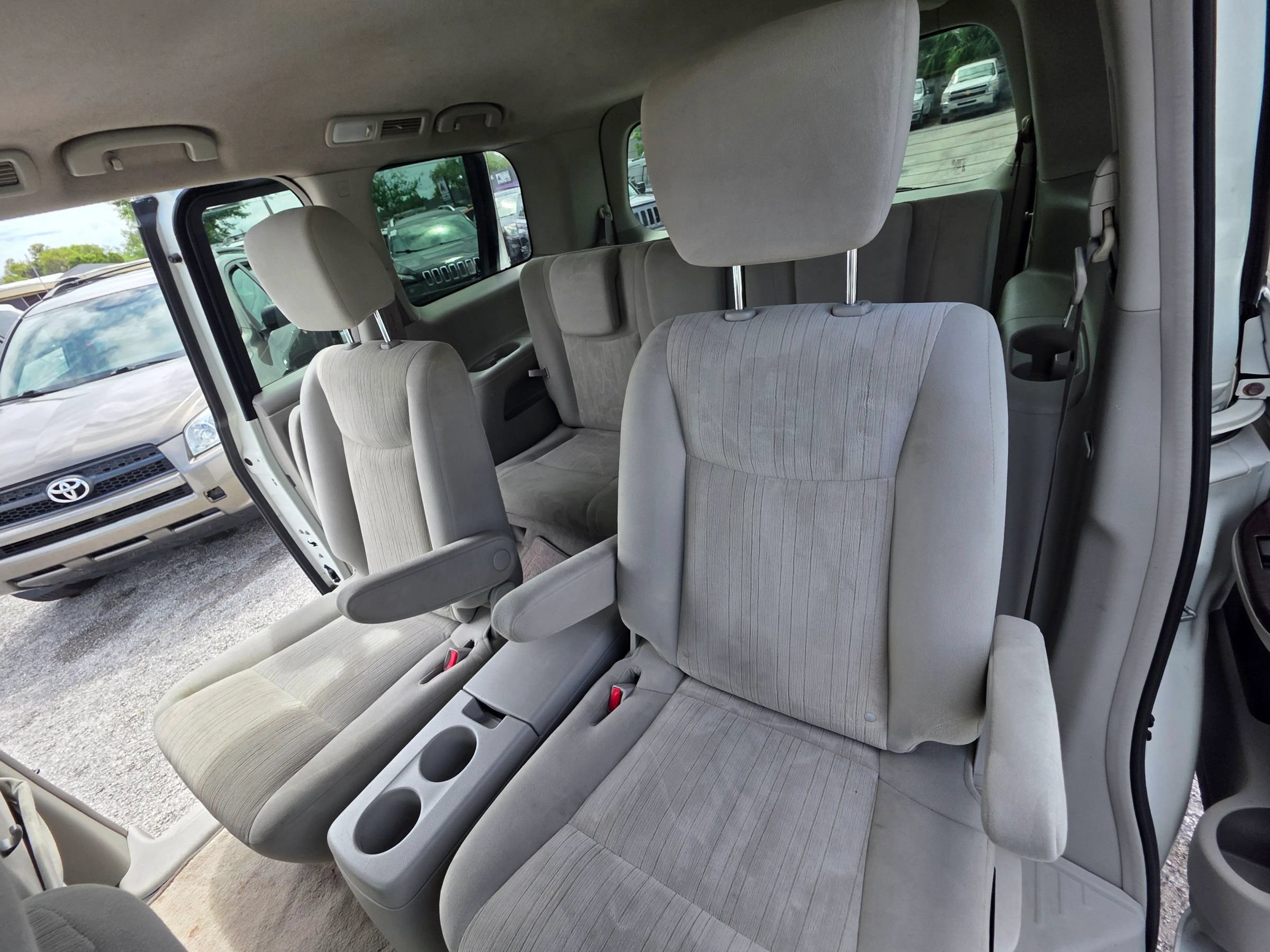 Used 2012 Nissan Quest SV w/ Protection Pkg FWD image 16