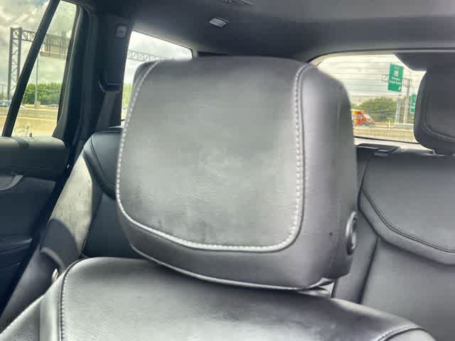 Used 2023 Cadillac XT6 Luxury FWD image 25