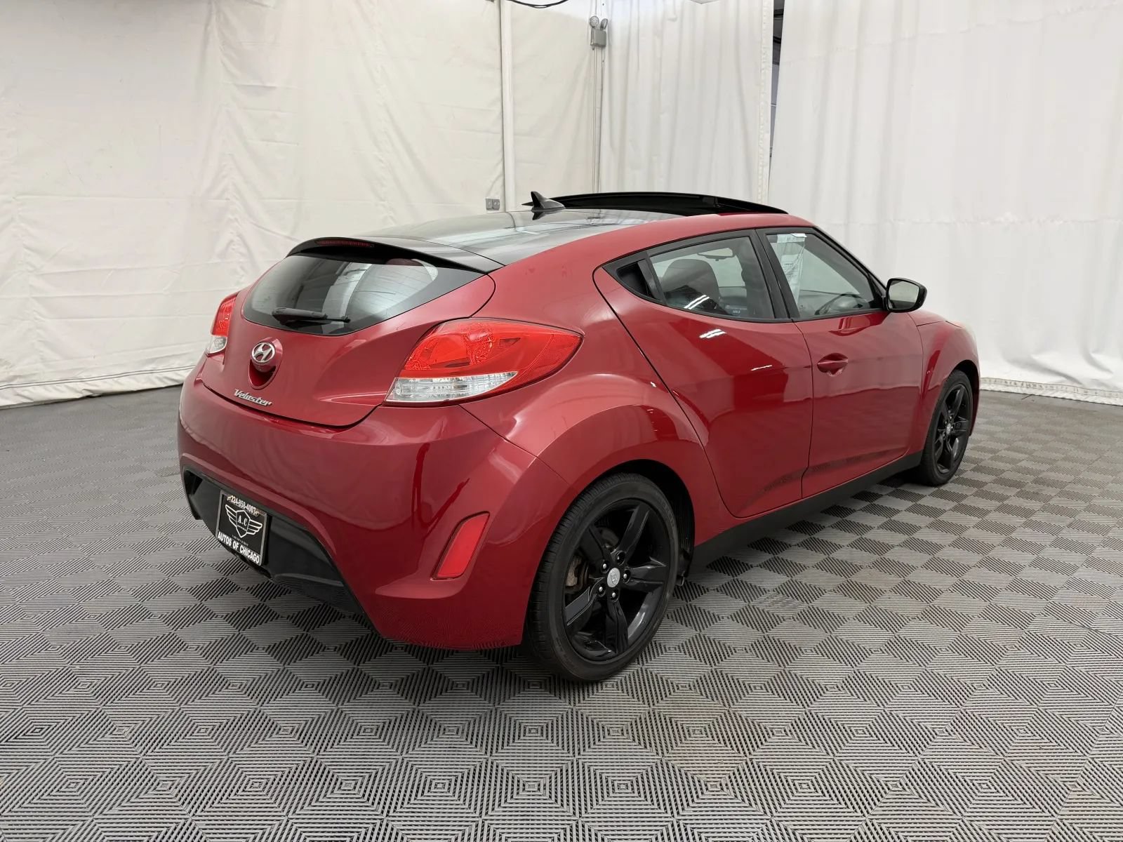 Used 2014 Hyundai Veloster w/ Style Package 02 FWD image 5
