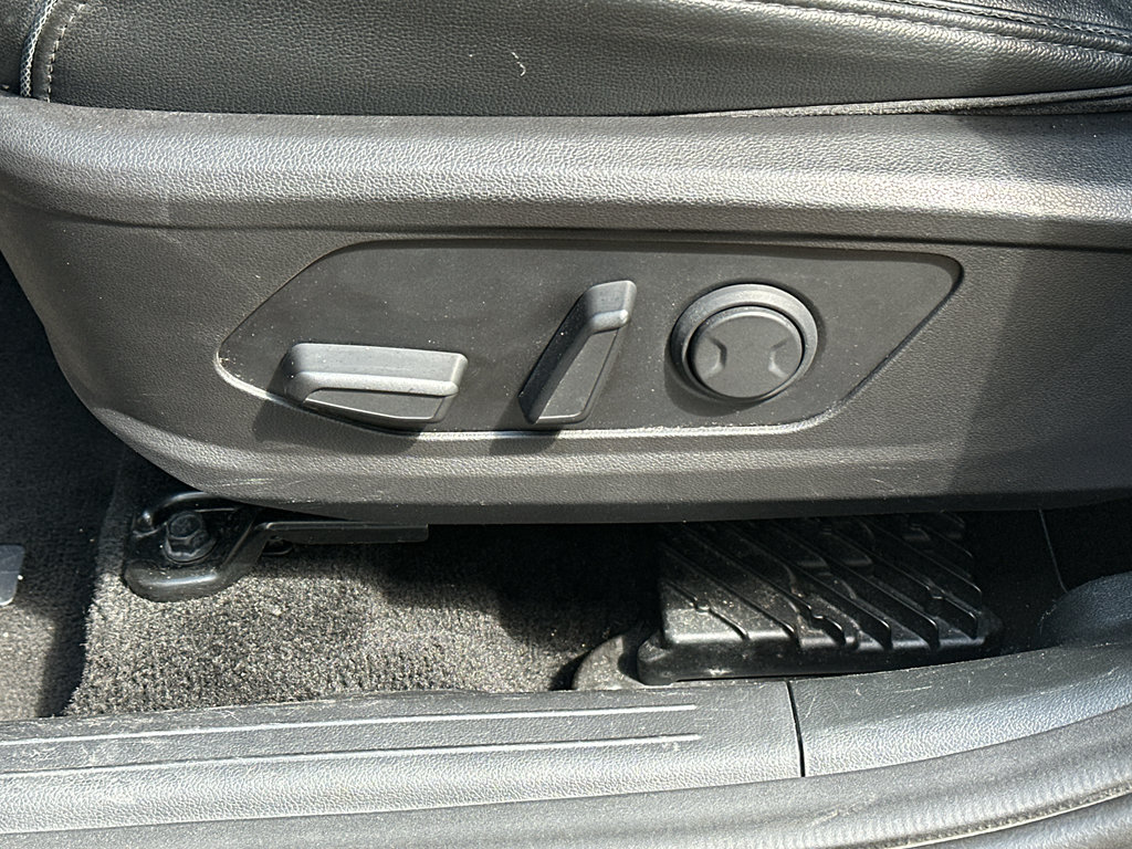 Used 2023 Hyundai Tucson Limited AWD/4WD image 30