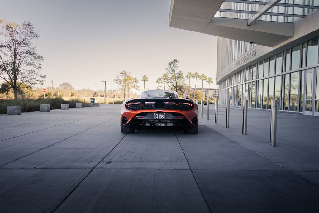 Used 2024 McLaren 750S image 38