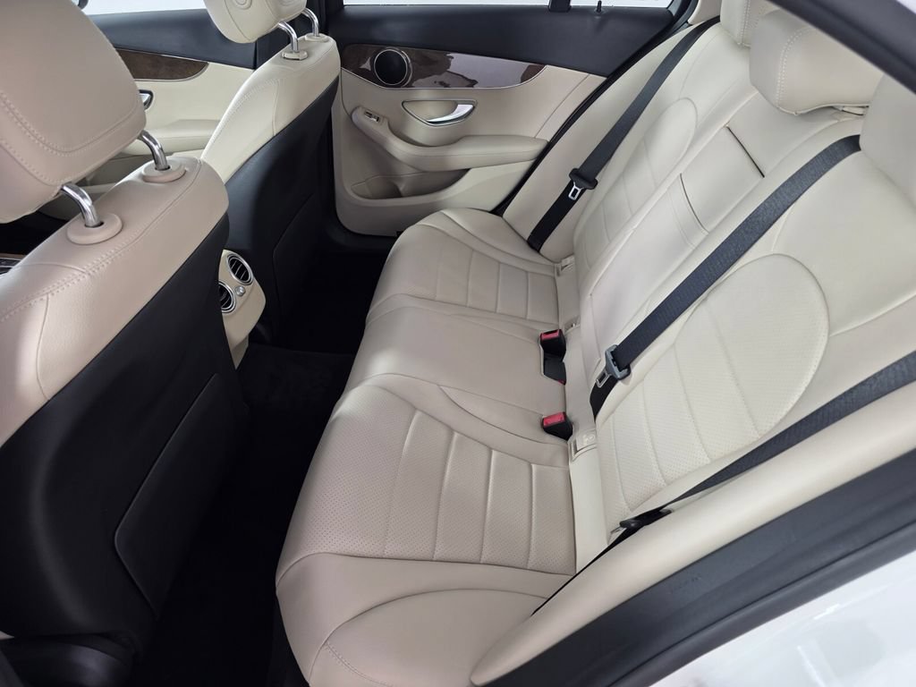 Used 2017 Mercedes-Benz C 300 Sedan image 14