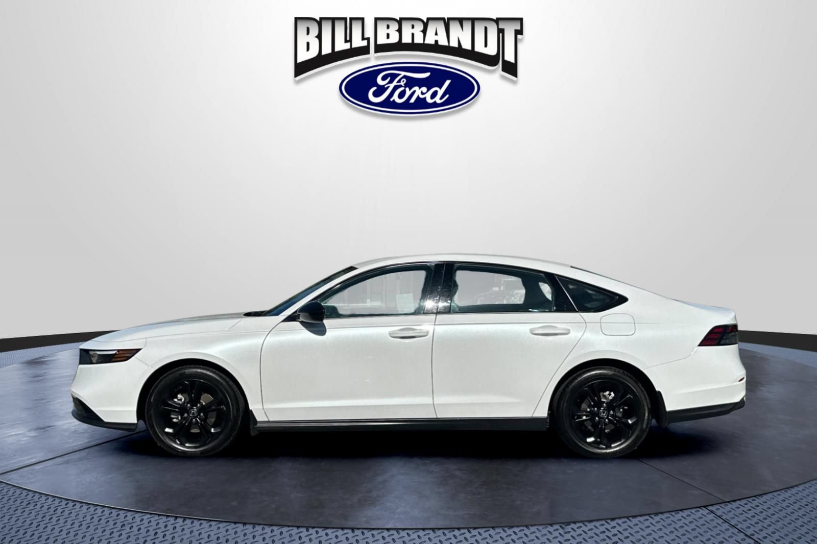 Used 2025 Honda Accord SE image 6