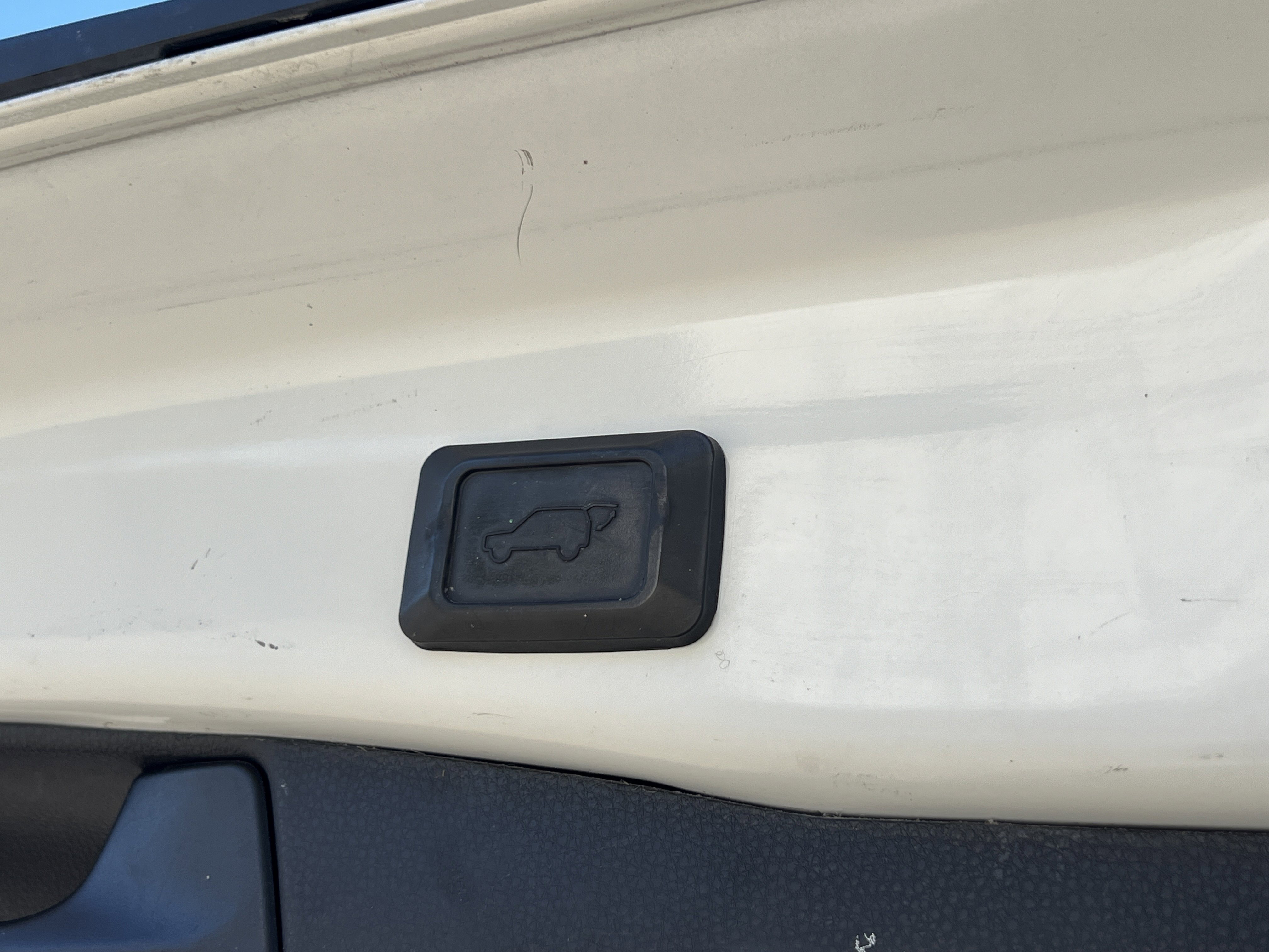Used 2022 Toyota RAV4 Limited image 63