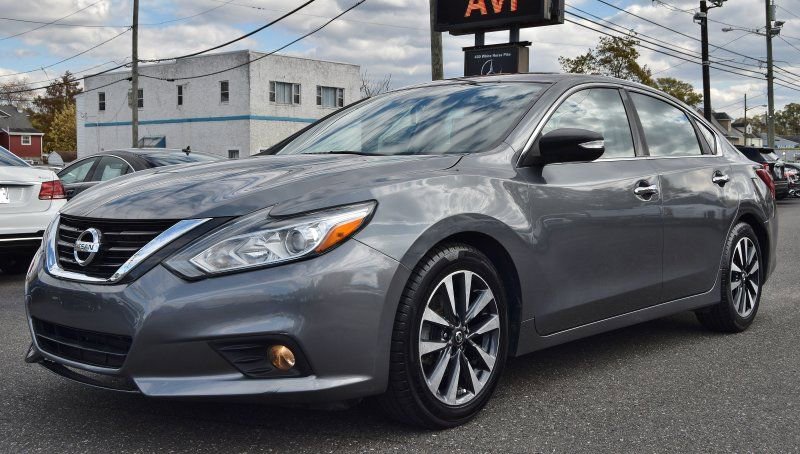 Used 2018 Nissan Altima 2.5 SV image 4