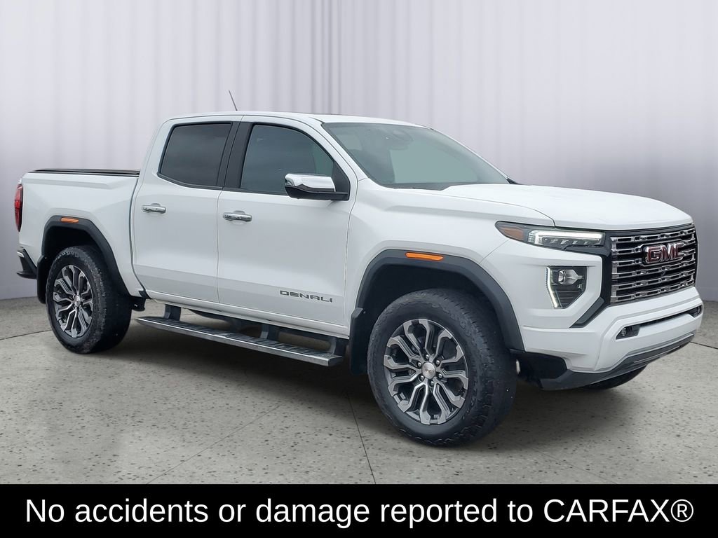 Used 2024 GMC Canyon Denali image 2