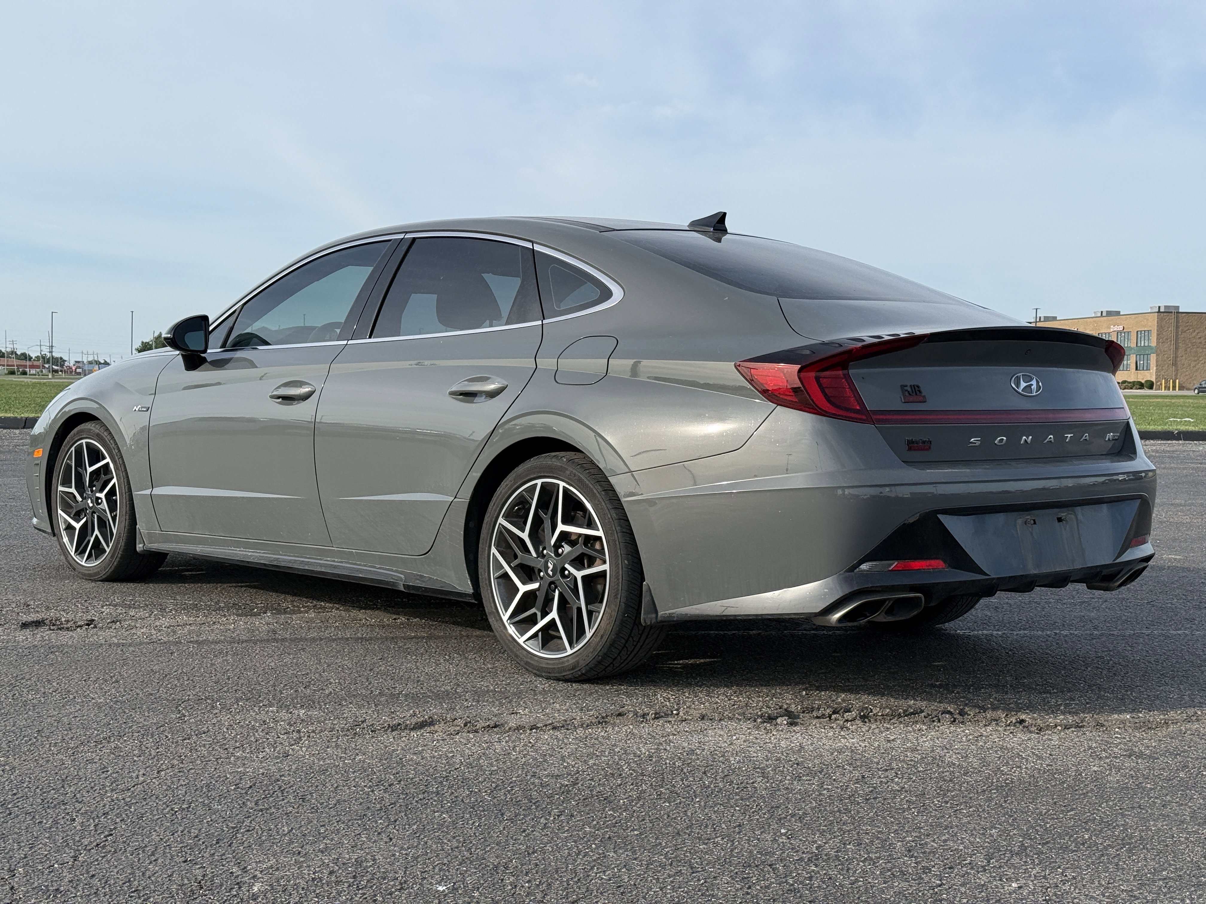 Used 2021 Hyundai Sonata N Line w/ Preferred Accessory Package FWD image 5