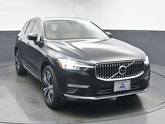 Used 2023 Volvo XC60 B6 Ultimate w/ Climate Package image 2