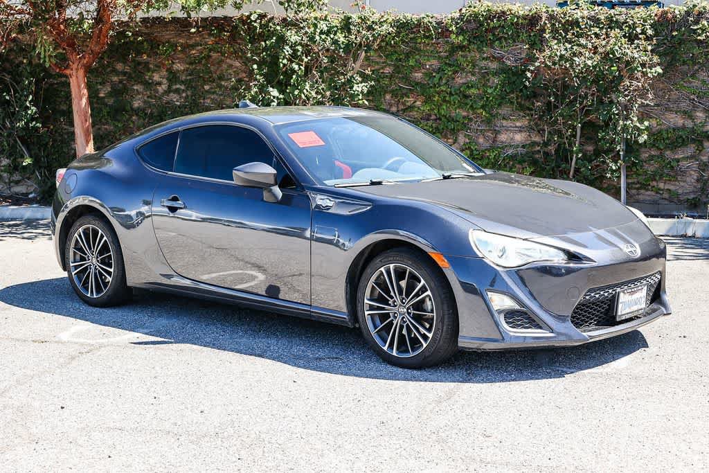 Used 2016 Scion FR-S RWD image 3